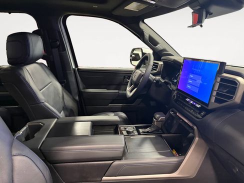 New 2026 Toyota Tundra Platinum AWD/4WD image 15