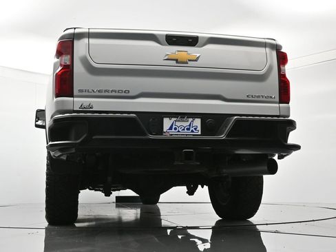Used 2022 Chevrolet Silverado 2500 Custom w/ Custom Value Package image 42
