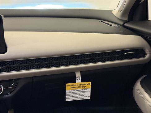 New 2026 Honda HR-V EX-L image 18