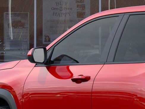 New 2026 Chevrolet Equinox LT image 12