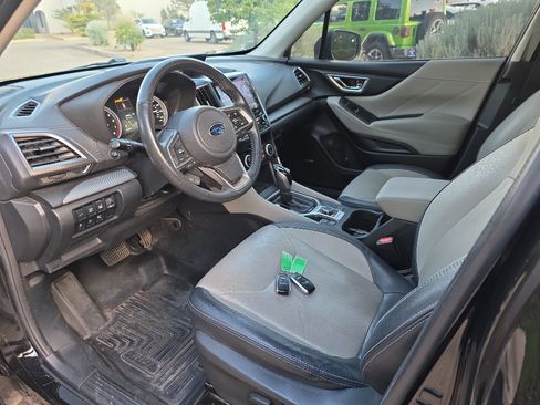 Used 2019 Subaru Forester Limited AWD/4WD image 12
