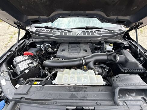 Used 2021 Ford F150 Lariat w/ Equipment Group 502A High AWD/4WD image 4