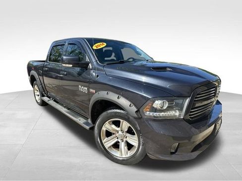Used 2014 RAM 1500 Sport w/ Convenience Group AWD/4WD image 3