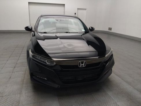 Used 2018 Honda Accord Sport image 14