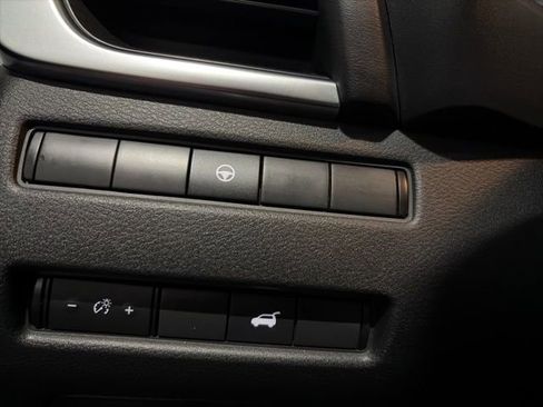 Used 2021 Nissan Rogue SL w/ Premium Package image 15