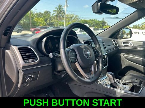 Used 2019 Jeep Grand Cherokee Limited RWD image 13