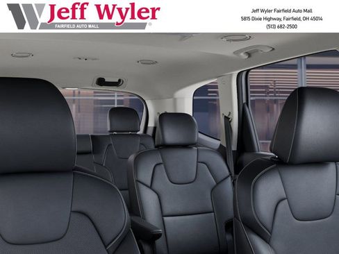 New 2025 Kia Telluride S image 28