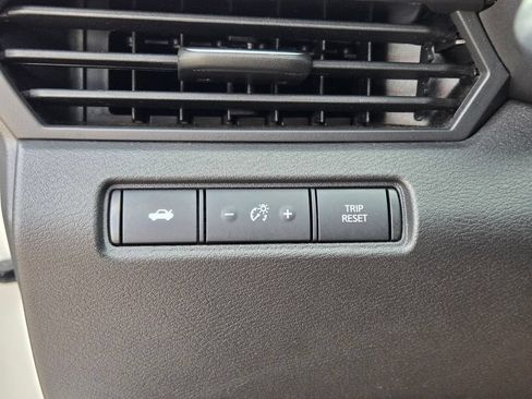 Certified 2024 Nissan Altima 2.5 SV FWD image 33