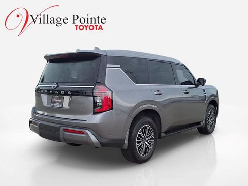 Used 2025 Nissan Armada SL AWD/4WD image 7