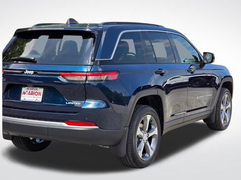 New 2026 Jeep Grand Cherokee Limited w/ Trailer Tow Package AWD/4WD image 40