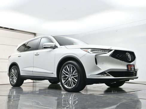 Used 2023 Acura MDX w/ Advance Package AWD/4WD image 32