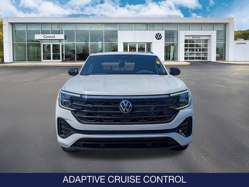 New 2026 Volkswagen Atlas Cross Sport SEL R-Line AWD/4WD image 2