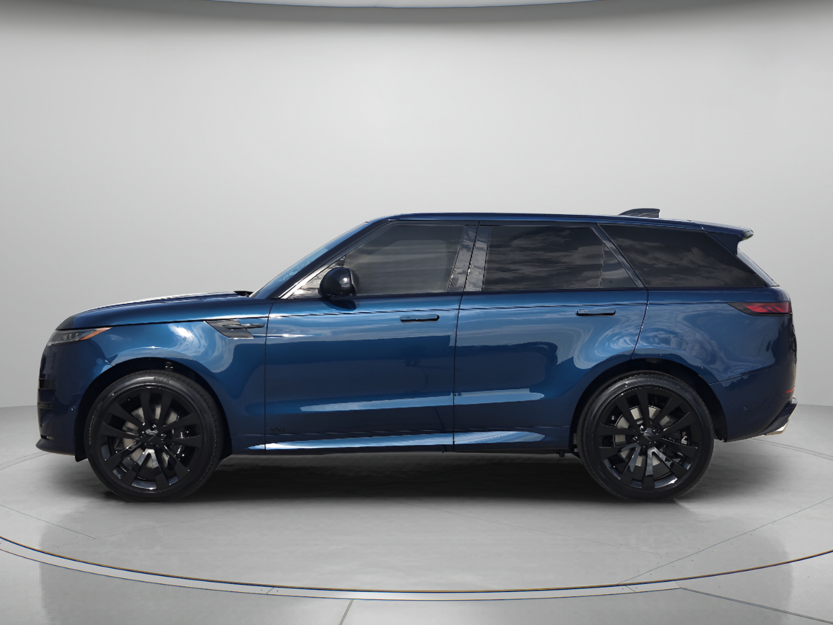 New 2026 Land Rover Range Rover Sport Autobiography AWD/4WD image 2