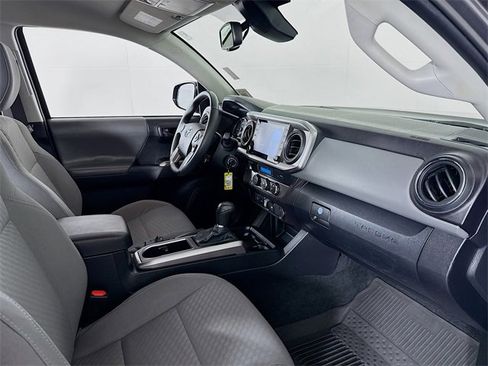 Used 2022 Toyota Tacoma SR5 image 26
