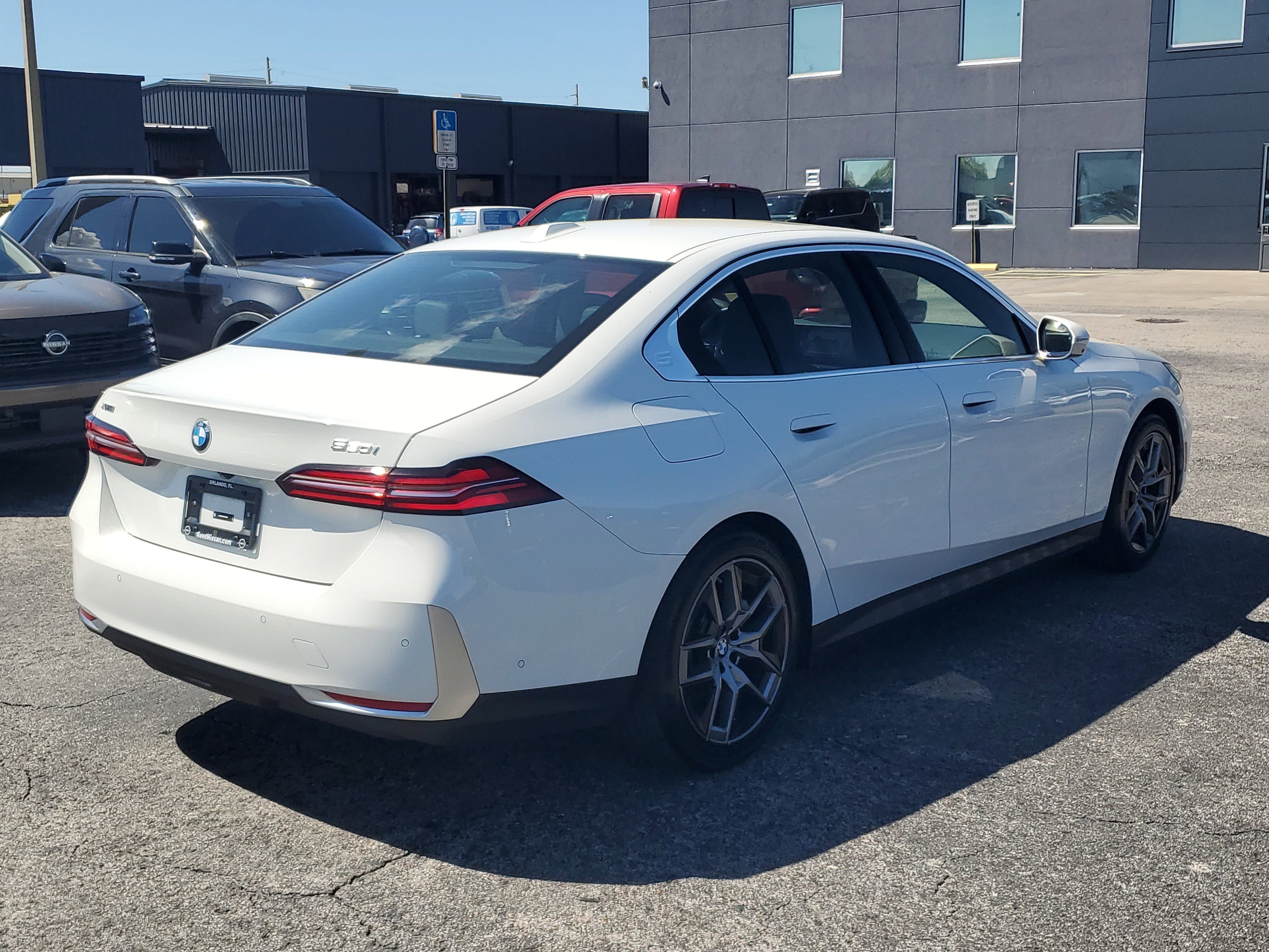 Used 2026 BMW 530i xDrive AWD/4WD image 4