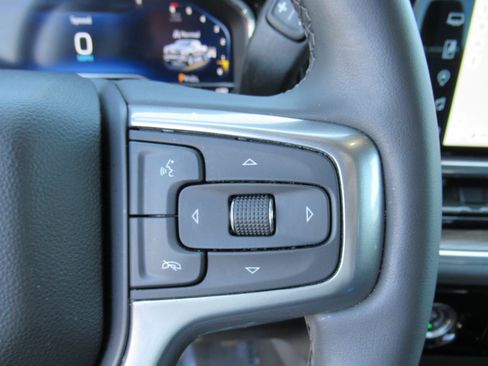 Certified 2024 Chevrolet Silverado 1500 LT AWD/4WD image 22