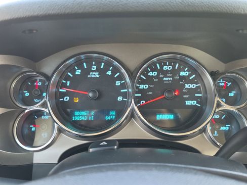 Used 2010 Chevrolet Silverado 1500 LT AWD/4WD image 20