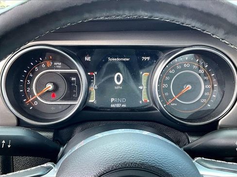 Used 2020 Jeep Gladiator Sport w/ Quick Order Package 24S AWD/4WD image 25