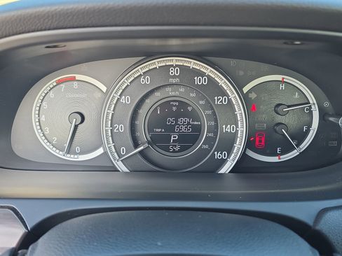 Used 2017 Honda Accord EX-L image 27