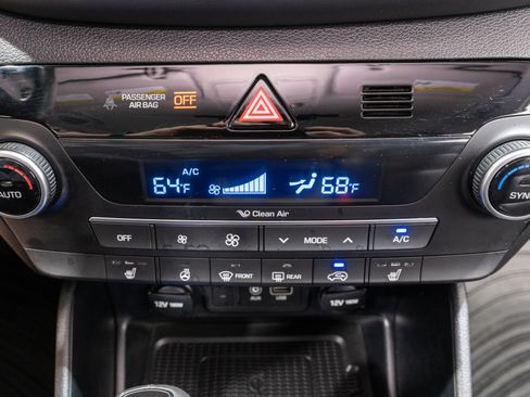 Used 2021 Hyundai Tucson Limited AWD/4WD image 20