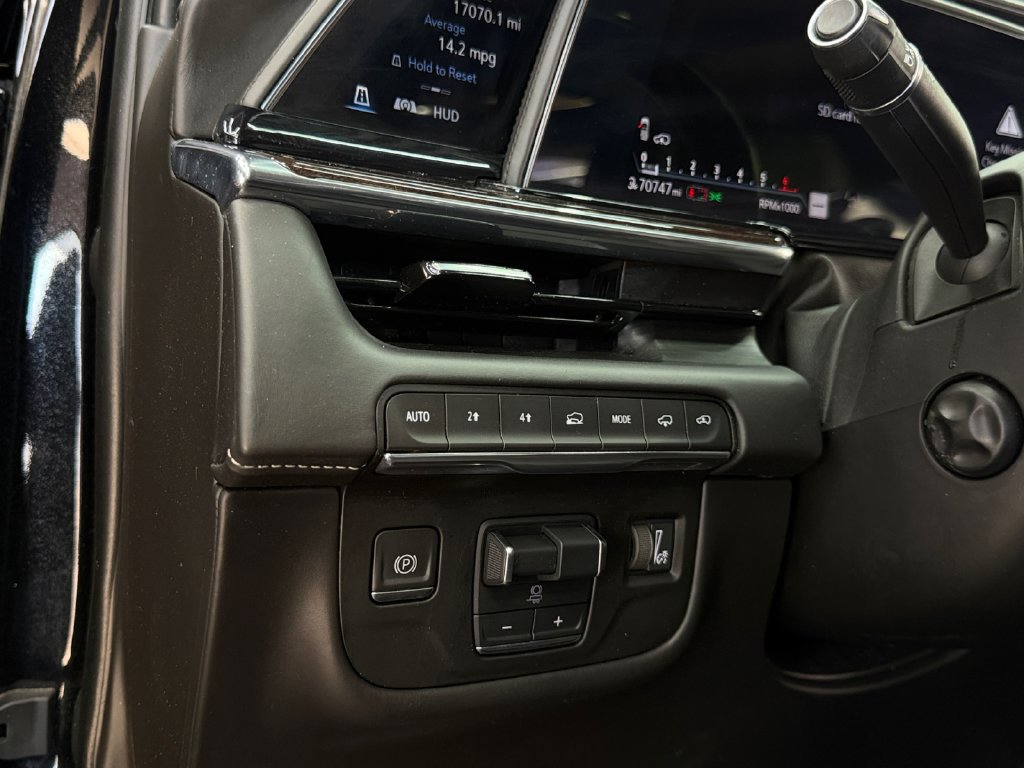 Used 2021 Cadillac Escalade ESV Sport Platinum w/ LPO, ONYX Package AWD/4WD image 20
