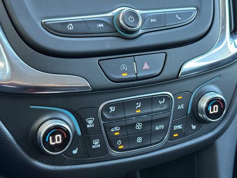 Certified 2022 Chevrolet Equinox LT image 22