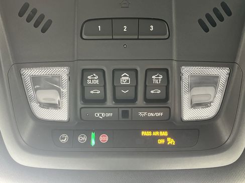 Certified 2024 Buick Enclave Essence w/ Experience Buick Package image 28