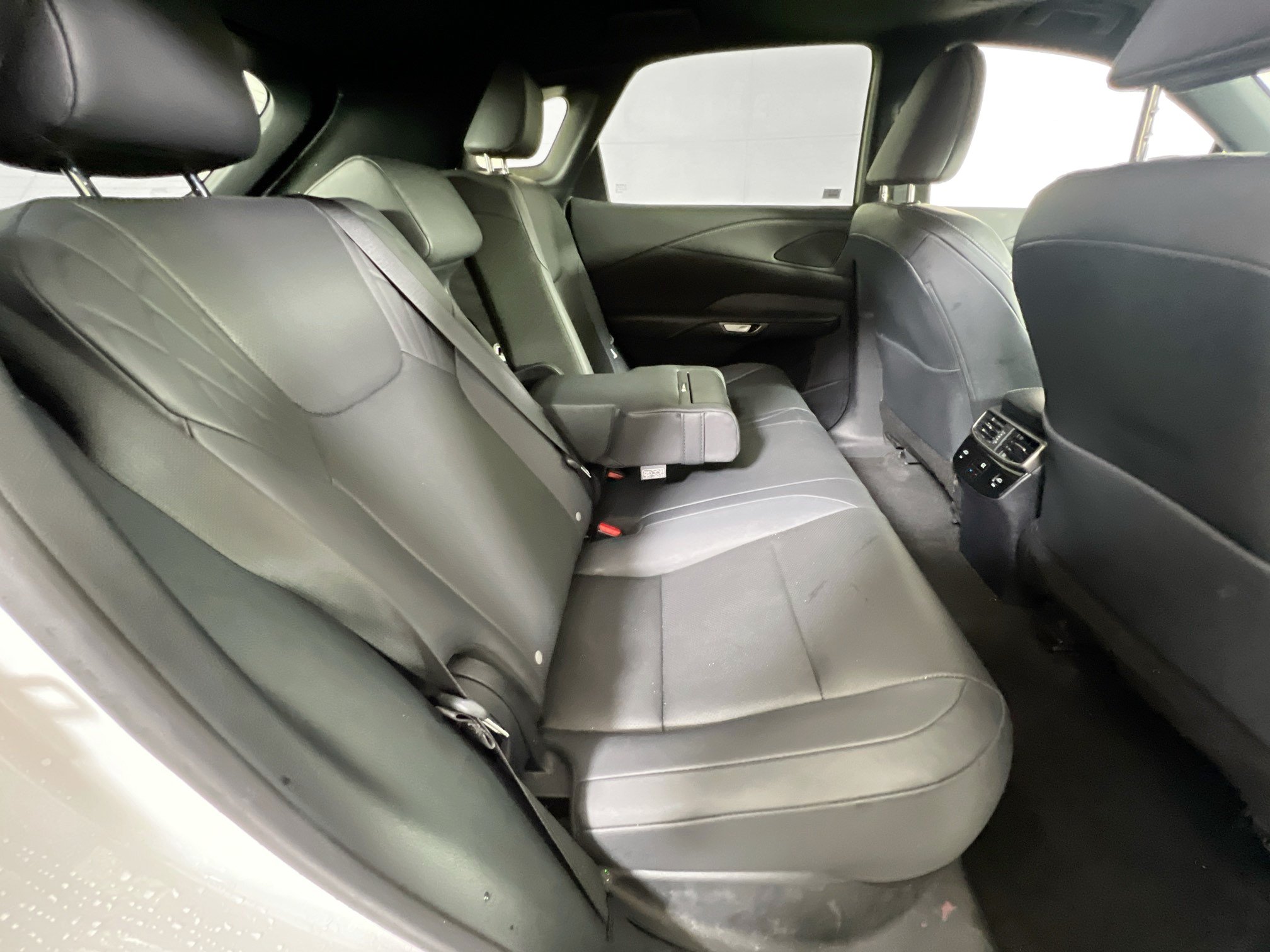 Used 2023 Lexus RX 350 Premium w/ Cold Area Package AWD/4WD image 27