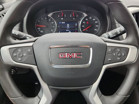 Used 2024 GMC Terrain SLE w/ Driver Convenience Package FWD image 19