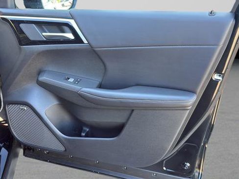 New 2026 Mitsubishi Outlander FWD image 23