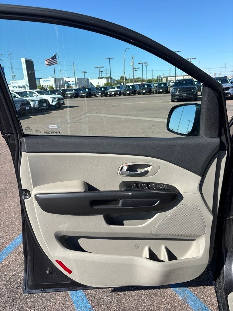Used 2021 Kia Sedona EX FWD image 11