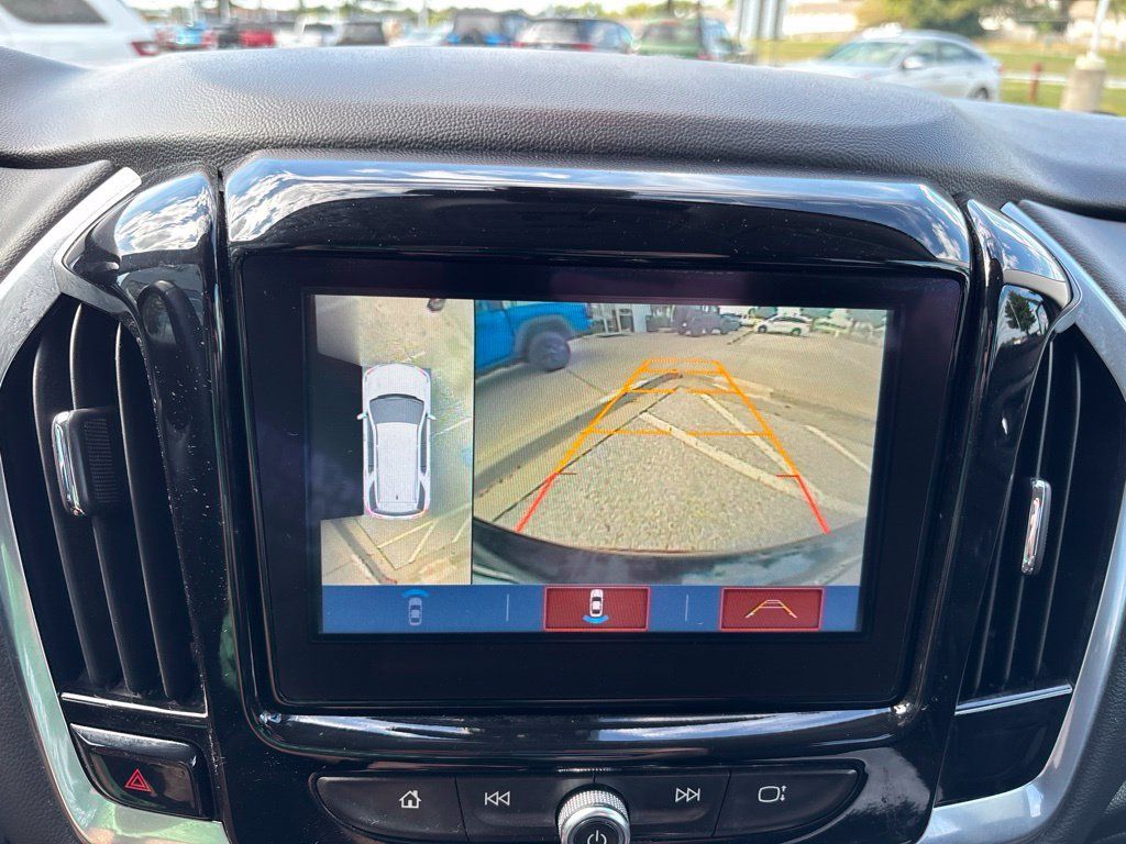 Used 2018 Chevrolet Traverse Premier w/ Redline Edition AWD/4WD image 42