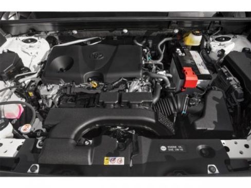 Used 2021 Toyota RAV4 XLE AWD/4WD image 12