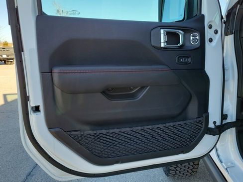 New 2026 Jeep Wrangler Unlimited Rubicon image 18