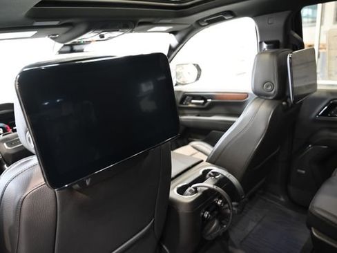 New 2026 GMC Yukon Denali w/ Denali Reserve Package image 24