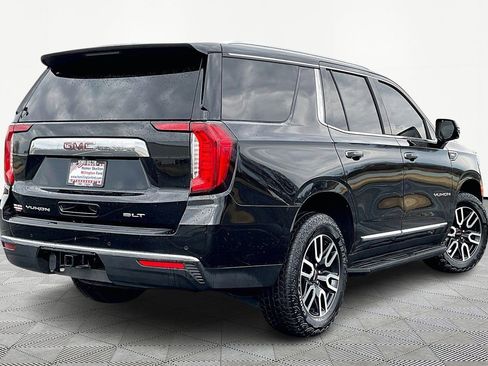Used 2024 GMC Yukon SLT w/ SLT Luxury Package image 11