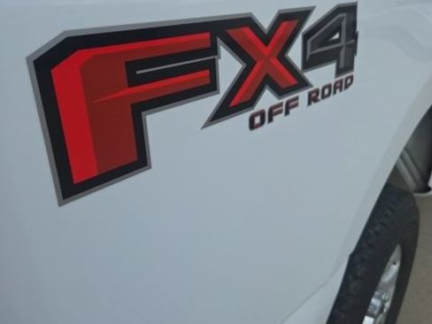 Used 2024 Ford F250 XLT w/ FX4 Off-Road Package AWD/4WD image 42