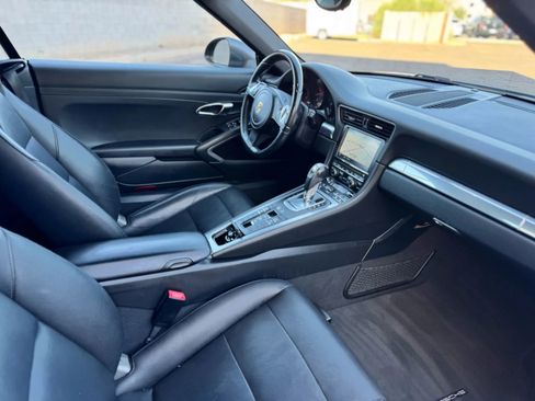 Used 2016 Porsche 911 Carrera image 17