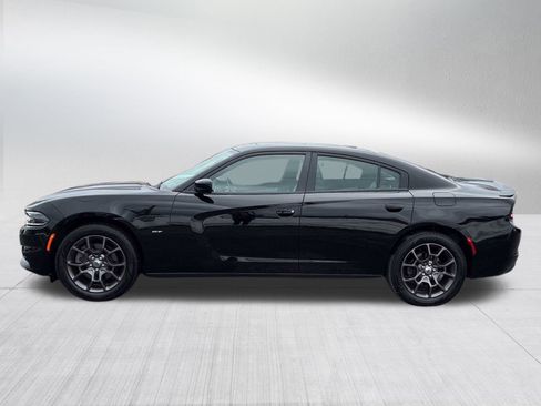 Used 2018 Dodge Charger GT image 2