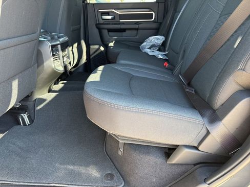 New 2026 RAM 2500 Big Horn AWD/4WD image 19
