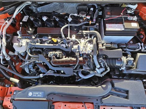 Used 2025 Toyota Corolla SE image 30