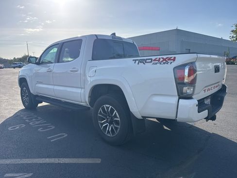 Used 2023 Toyota Tacoma TRD Sport w/ Advanced Technology Package AWD/4WD image 5
