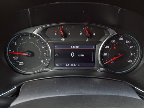 Used 2022 Chevrolet Equinox Premier w/ Redline Edition image 11