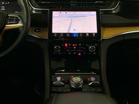 Used 2022 Jeep Grand Cherokee L Summit w/ Advanced Protech Group IV image 12