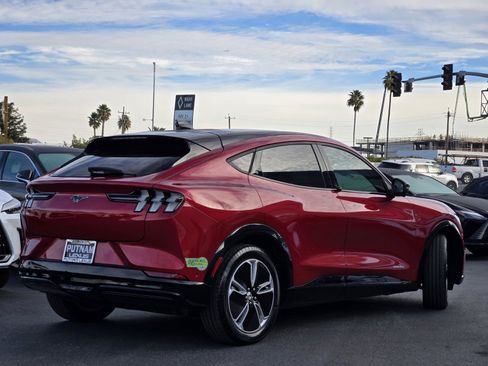 Used 2023 Ford Mustang Mach-E Premium image 4