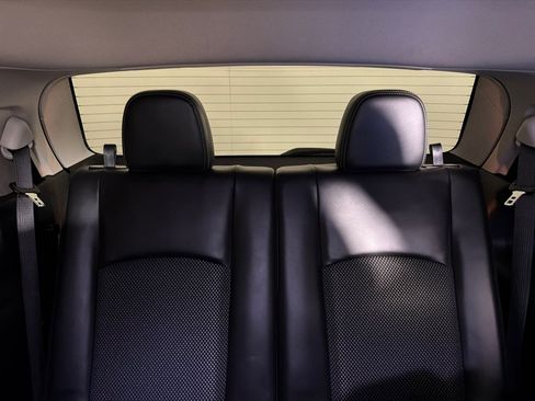 Used 2020 Dodge Journey Crossroad w/ Popular Equipment Group FWD image 22