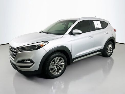 Used 2017 Hyundai Tucson SE image 3