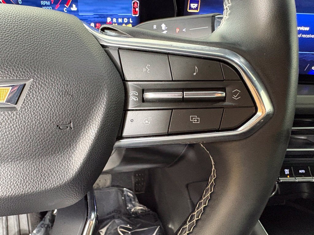 Used 2025 Chevrolet Traverse LT FWD image 26