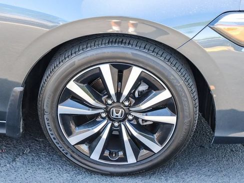 Used 2024 Honda Civic EX image 8