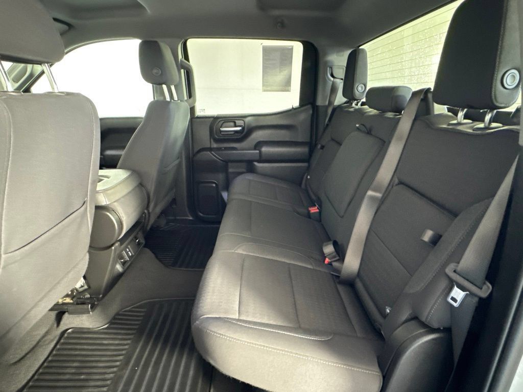 Certified 2024 Chevrolet Silverado 1500 Custom w/ Turbomax Blackout Package AWD/4WD image 33